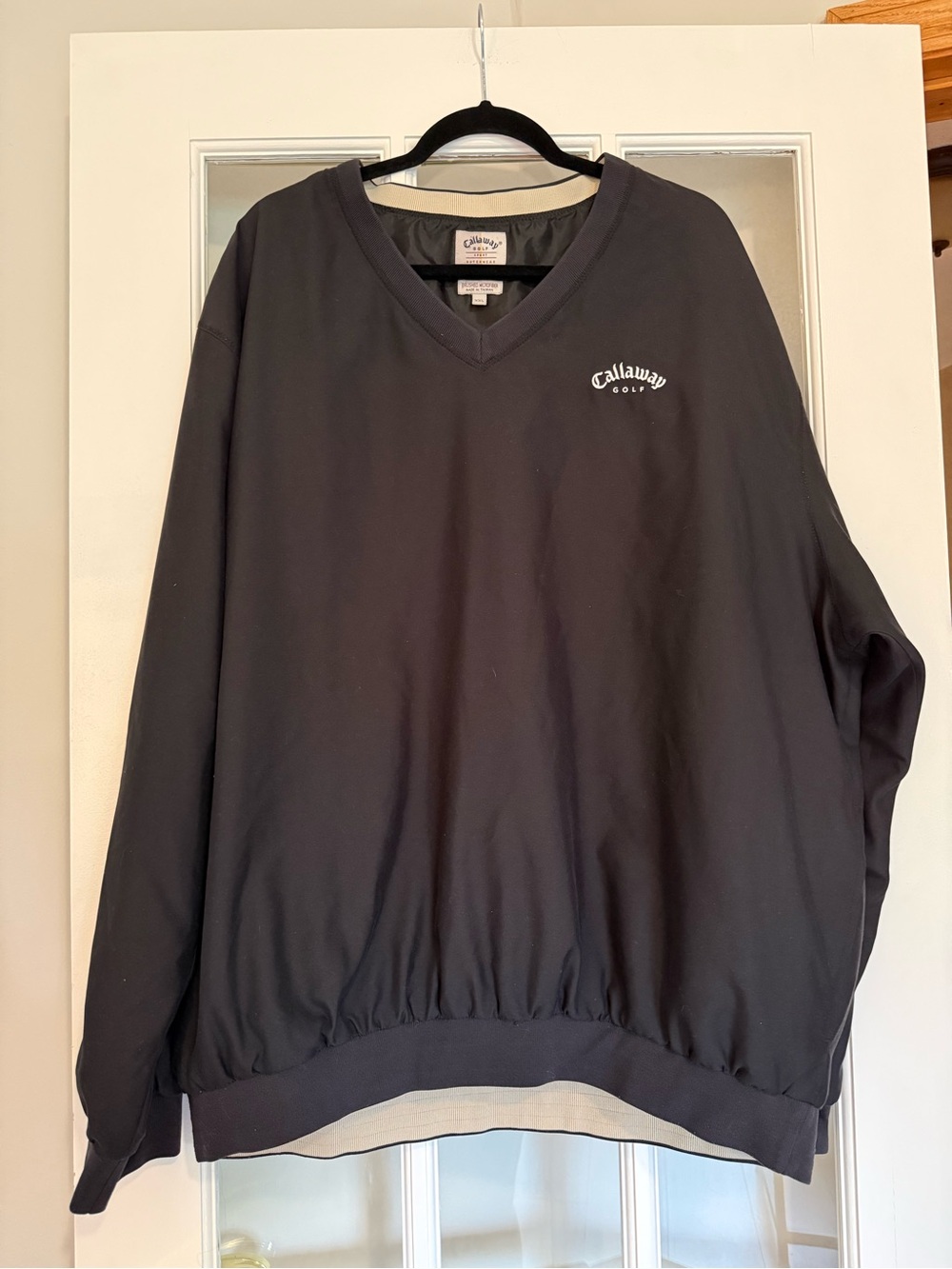 Callaway Golf Men's Black V-Neck Golf Pullover Windbreaker